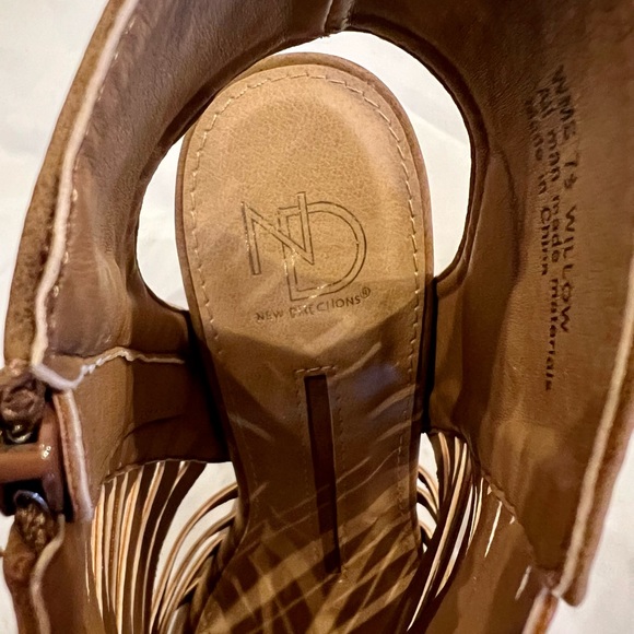 New Direction Heels - Picture 5 of 5
